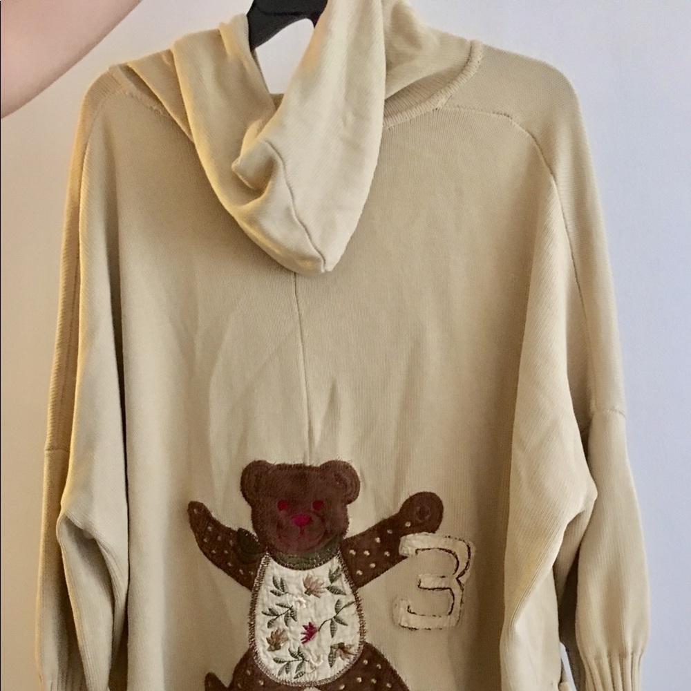 Sweater - Picture 4 of 5